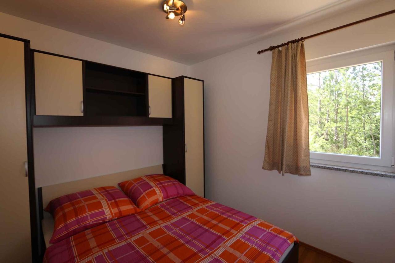 Apartments In Silo/Insel Krk 13430 Екстериор снимка