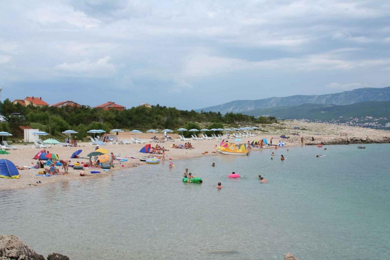 Apartments In Silo/Insel Krk 13430 Екстериор снимка