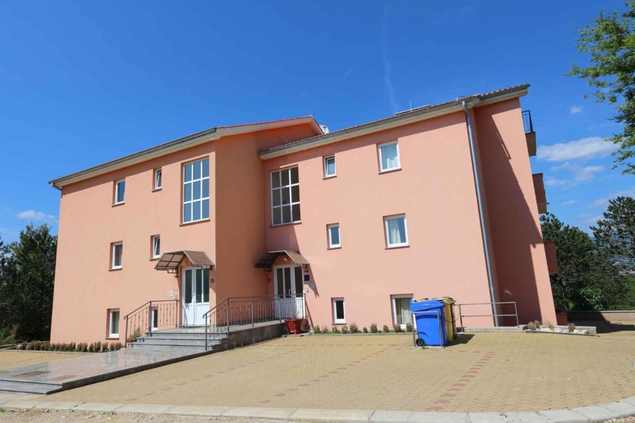 Apartments In Silo/Insel Krk 13430 Екстериор снимка