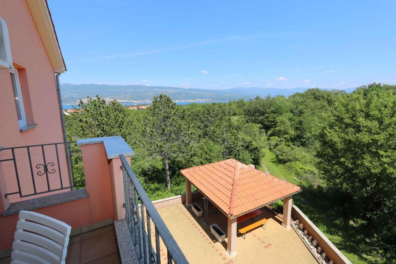 Apartments In Silo/Insel Krk 13430 Екстериор снимка