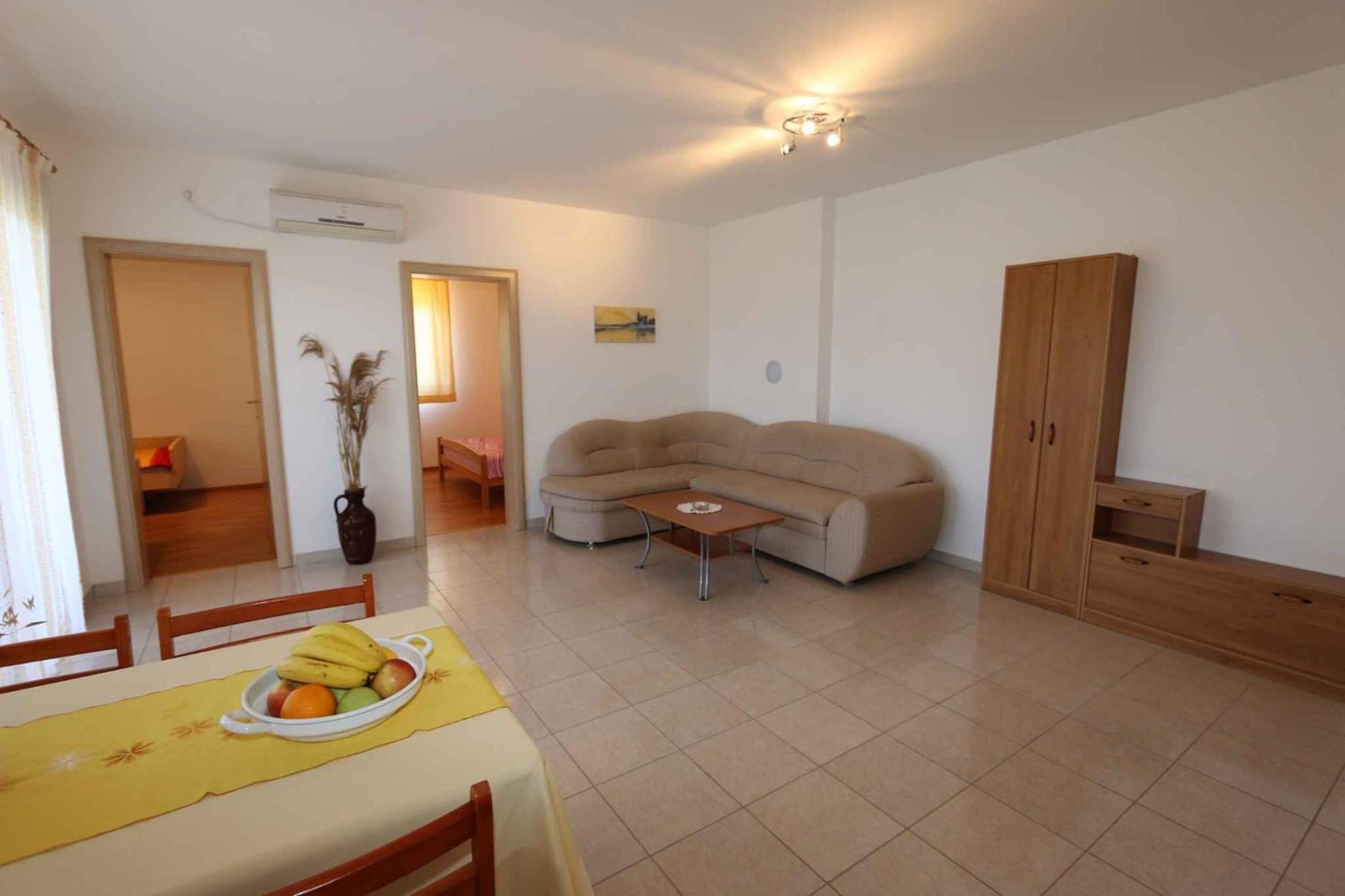 Apartments In Silo/Insel Krk 13430 Екстериор снимка