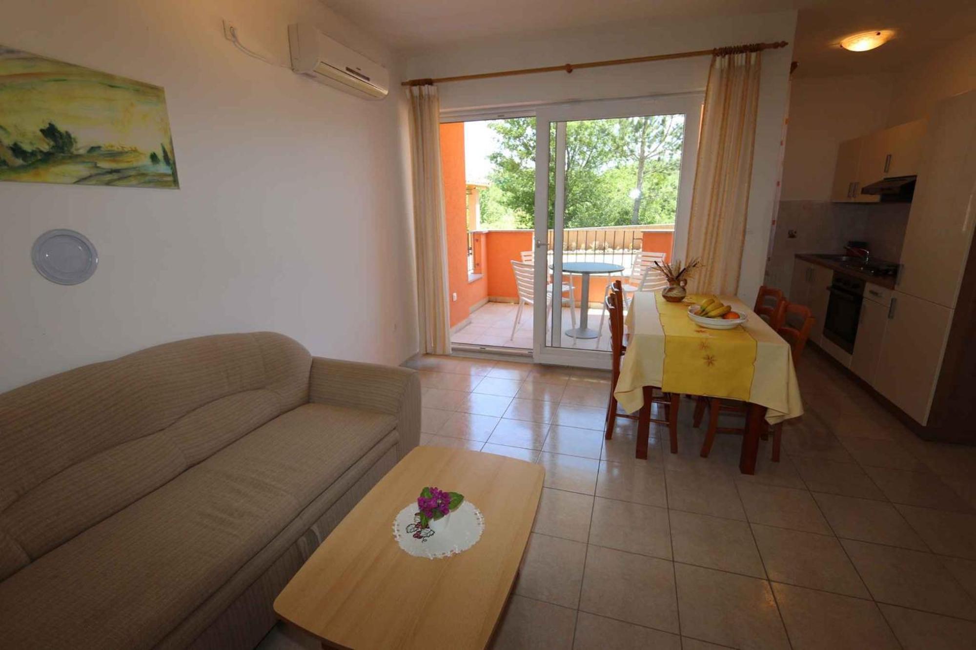 Apartments In Silo/Insel Krk 13430 Стая снимка
